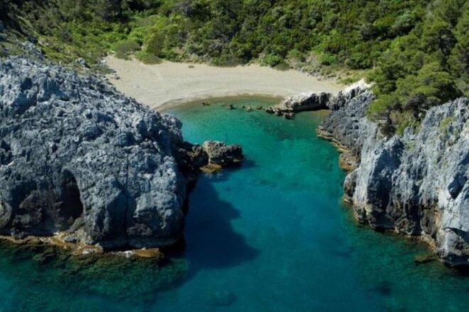 Mantoudi to Athens Airport VIP Mercedes Minibus Private - Payment Information