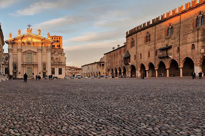 Mantua Gonzagas Residences Private 2-Hour Walking Tour - Directions