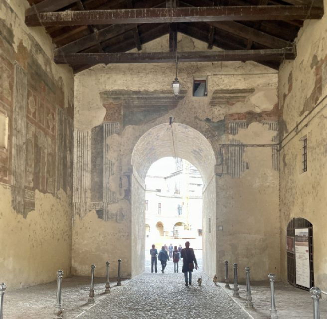 Mantua: Self-Guided Audio Tour to the City of Lakes - Highlights of Mantuas Architectural Marvels