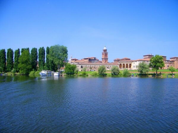 Mantua: Town Highlights and Monuments Walking Tour - Directions