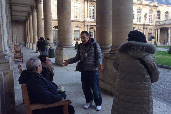 Marais District 2-Hour Private Walking Tour in Paris - The Sum Up