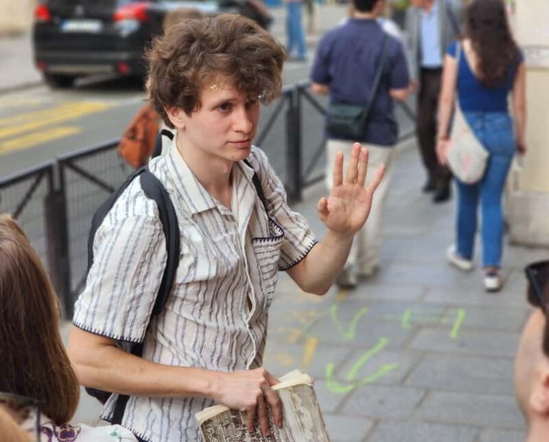 Marais: Intrigues of the French Kings Walking Tour - Good To Know