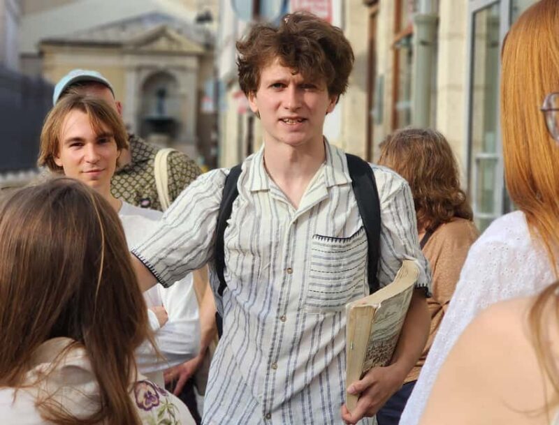 Marais: Intrigues of the French Kings Walking Tour - Itinerary Breakdown