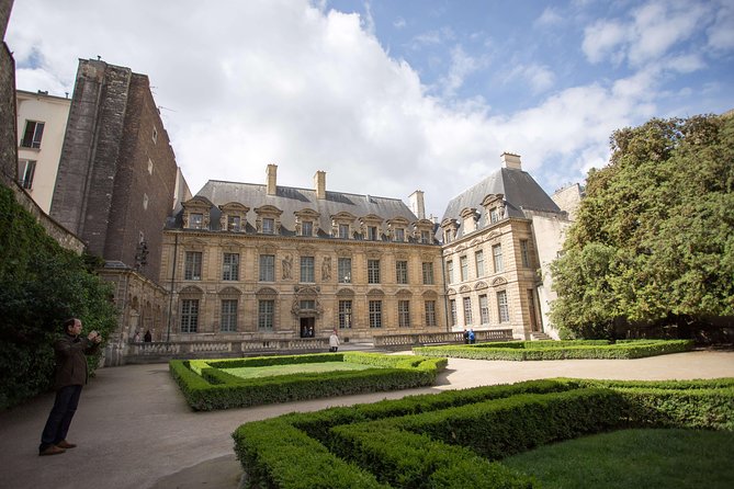 Marais Self-Guided Audio Tour: the Neighborhood That Has It All - Cultural Experiences in the Marais