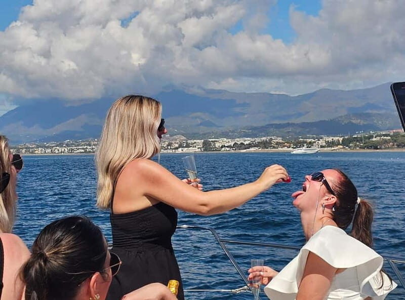 Marbella: 2-8 hour private cruise on luxury yacht Targa37 or Targa48 - Who Will Love This Experience?  