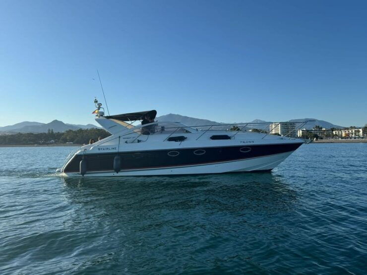 Marbella: 4-Hour Luxury Yacht Excursion Along the Marbella Coastline - Pricing and Reservations
