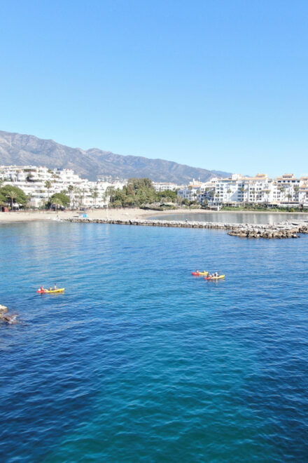Marbella: Guided Kayak Tour in Puerto Banús - Participant Information