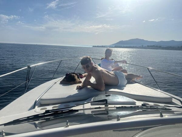 Marbella: Half Day Excursion on Luxury Yachts - What to Bring