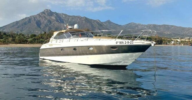 Marbella: Private Cruise in Yacht - Unique Experience and Highlights