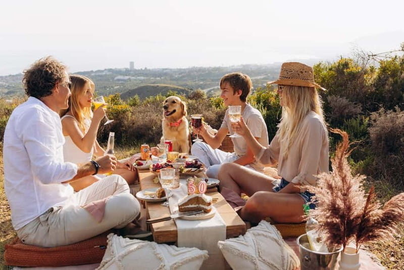 Marbella: Private Luxury Pop-Up Picnic - An In-Depth Look at the Marbella Luxury Pop-Up Picnic