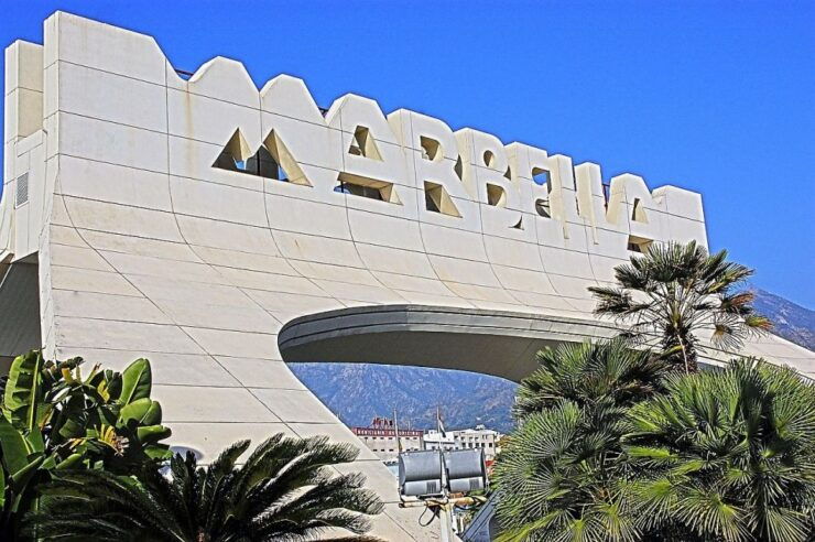 Marbella: Private Walking Tour - Tour Duration and Features