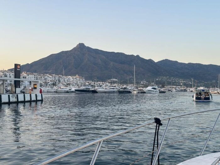Marbella: Shared Cruise 2-4 Hours on Luxury Yacht Maximum 10 Pax. - Testimonials and Reviews