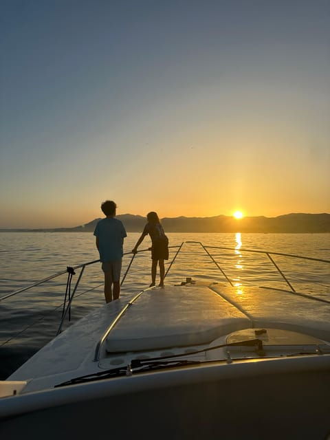 Marbella: Sunset on a Luxury Yacht Along the Marbella Coastline - Pricing and Reservation