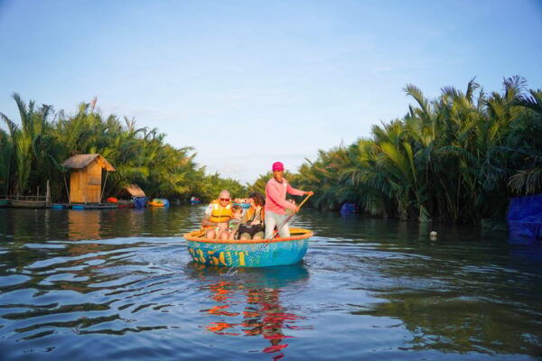 Marble Mountain, Coconut Village, Hoi An Private Tour - Inclusions and Amenities