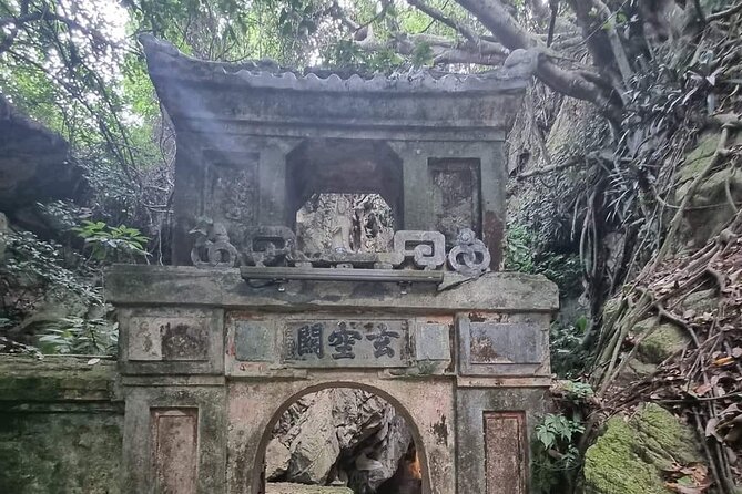 Marble Mountain & Hoi An Ancient City - Afternoon & Evening Tour - Exploring Marble Mountain