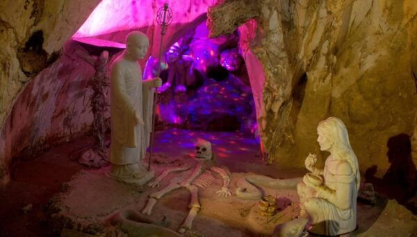 Marble Mountain - Monkey Mountain - Am Phu Cave Sunset Tour - Frequently Asked Questions