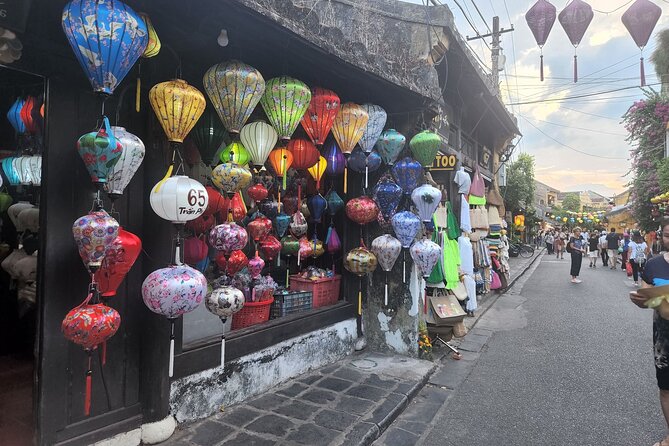 Marble Mountain-Monkey Mountain-Hoi An Ancient City -Night Market - Delicious Street Food: Indulge in Local Flavors