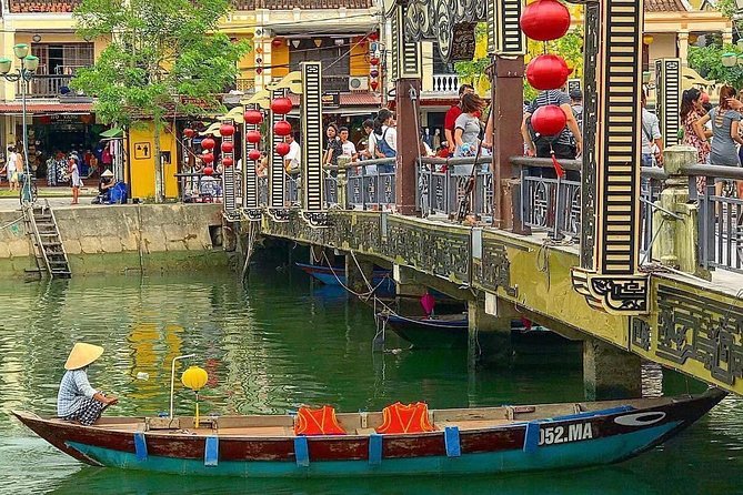 Marble Mountains and Hoi an Ancient Town Ingroup Tour From Danang - Professional Tour Guide
