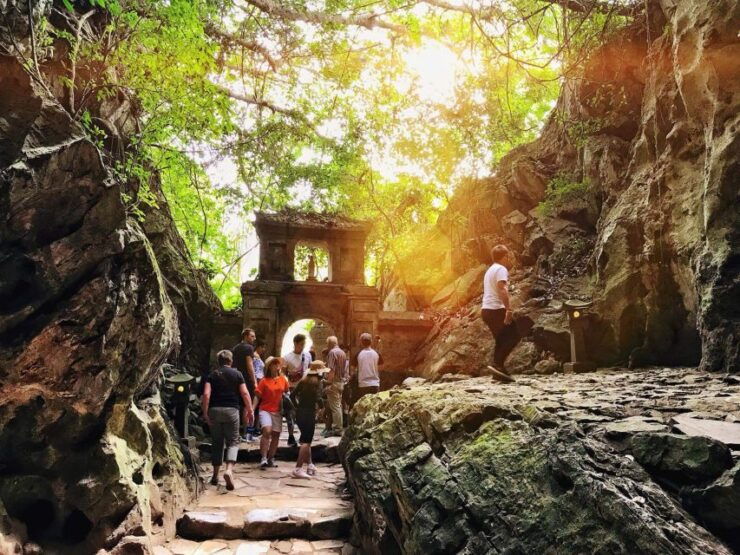 Marble Mountains and Linh Ung Pagoda Half-Day Tour - Tour Highlights