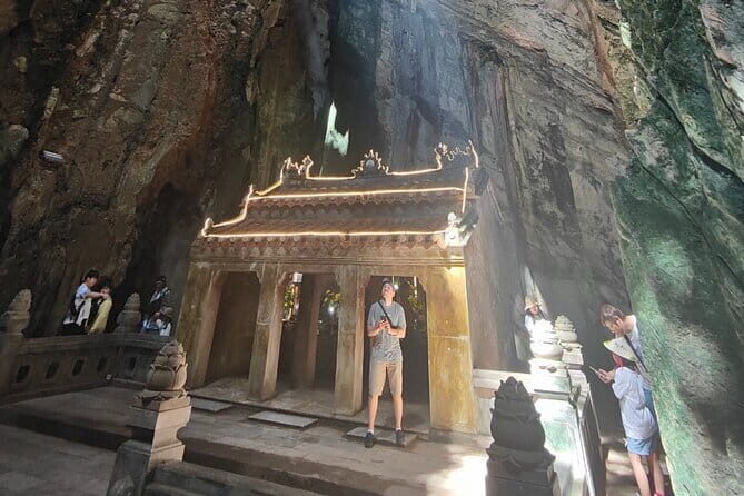 Marble Mountains Hoi An City Afternoon Private Tour from Da Nang - Nighttime Charm: The Lantern Boat & Night Market