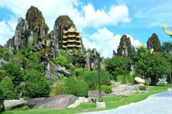 MARBLE MOUNTAINS MONKEY MOUNTAIN AM PHU CAVE MORNING TOUR - Frequently Asked Questions
