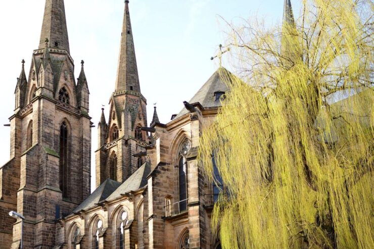 Marburg: Private Guided Walking Tour - Famous Figures of Marburg