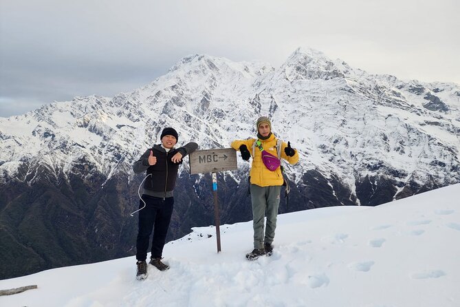 Mardi Himal Trek -5 Day Short Trek From Pokhara - Luggage and Gear