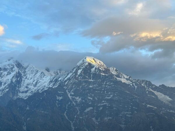 Mardi Magic: A 14-Day Photography Trek & Tour in Nepal - Reservation Details