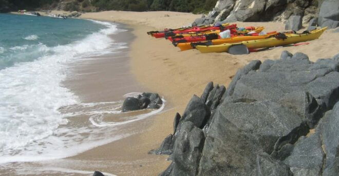 Mare E Sole Beach: Guided Kayak Trip - Booking and Cancellation Policy