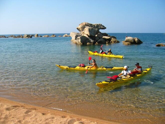 Mare E Sole Beach: Guided Kayak Trip - Included Equipment and Services