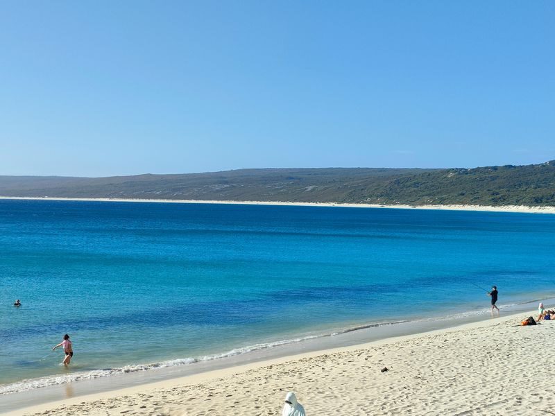 Margaret River Full-Day Nature & Wine Tasting Tour - Surfers Point and the Indian Ocean