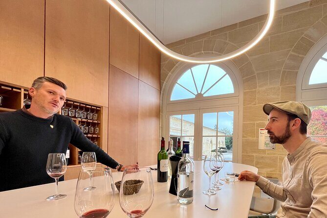 Margaux & the Medoc private wine tour in a classic Citroën car - The Experience in Practice