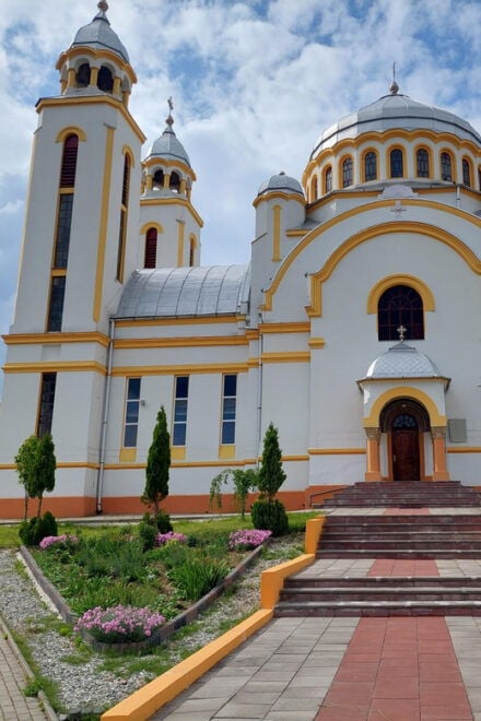 Margins of Sibiu: A Journey Through Tradition and Nature - Guided Tour Features