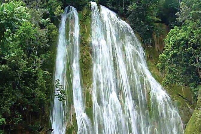 María and Miguel stop - El Limón waterfall with lunch included from las Galeras - Good To Know