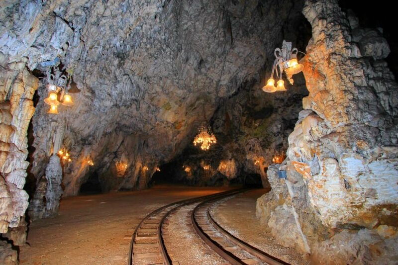 Maribor: Postojna Cave and Predjama Castle Day Private Tour - Practical Details That Matter