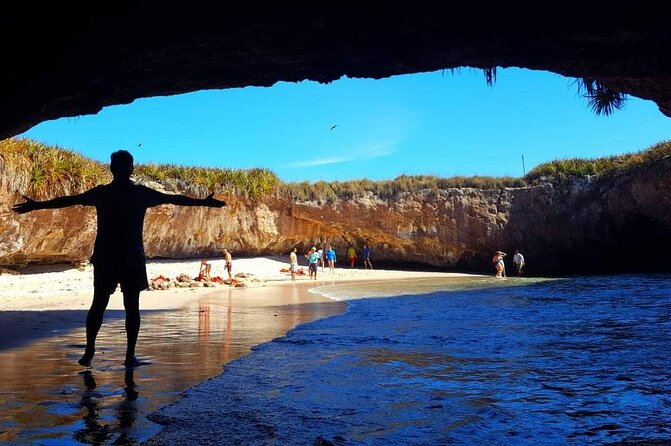 Marietas Islands "Private" Tour to Hidden Beach 100% GUARANTEED - Age Restrictions and Reservation
