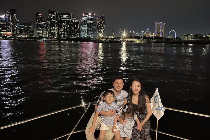 Marina Bay Sands Yacht Cruise With Dinner - The Sum Up