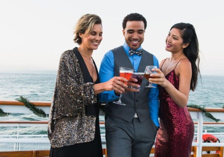 Marina Del Rey: Christmas Day Buffet Brunch or Dinner Cruise - Activity Details
