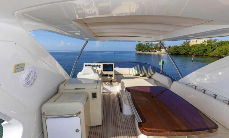 Marina Del Rey: Private Half-Day Azimut Yacht Charter - FAQ  