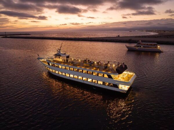 Marina Del Rey: Thanksgiving Buffet Brunch or Dinner Cruise - Common Questions