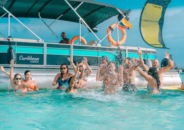 Marine Safari Tour San Andrés Bay: Includes Photo With DRONE - The Sum Up