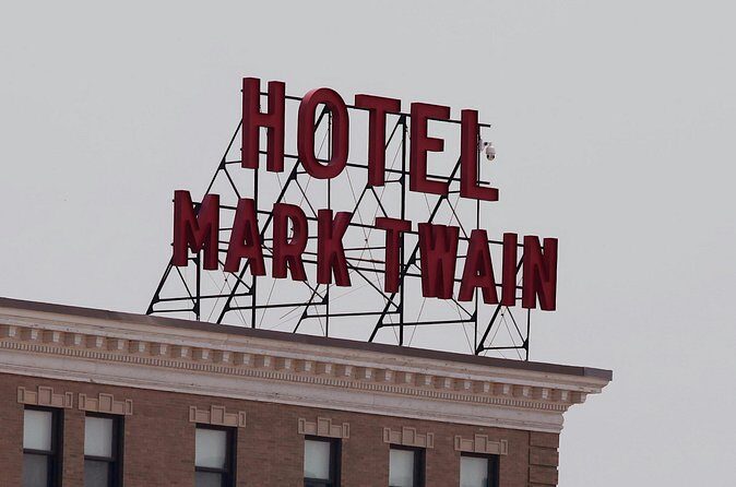 Mark Twains Hannibal Smartphone Walking Tour Plays as you walk - Practical Tips for Your Visit