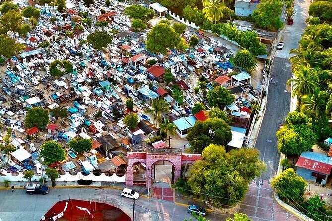 Market day in Pochutla - What’s Included and What’s Not