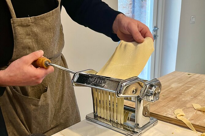 Market Tour and Cooking Class With a Venetian Chef - Learning Experience and Techniques