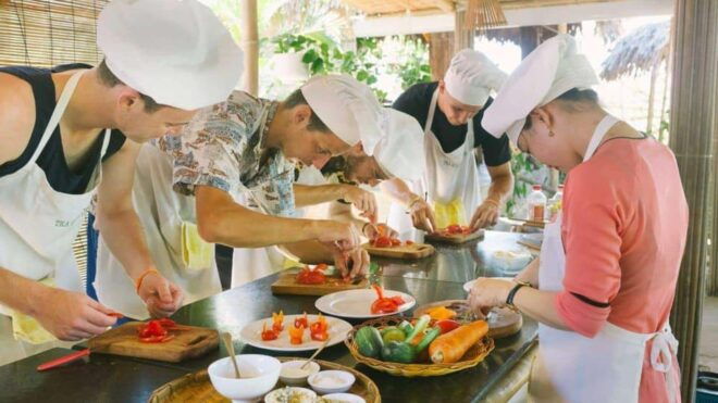 Market Tour, Basket Boat Ride and Cooking Class in Hoi An - Basket Boat Ride Adventure