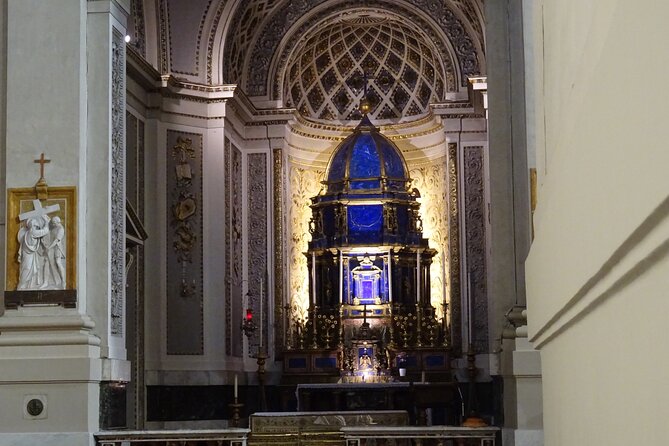 Markets and Monuments: Walking Tour in the Center of Palermo - Visiting Churches and Palaces