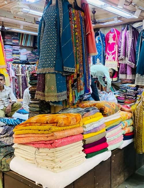 Markets of Mumbai Walking Tour - Who Is This Tour Best For?  