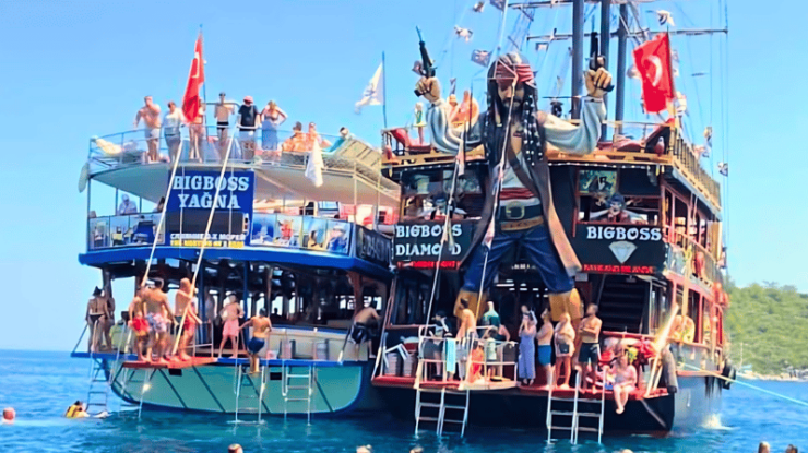 Marmaris: Big Boss Diamond Pirate Boat Trip - Key Points