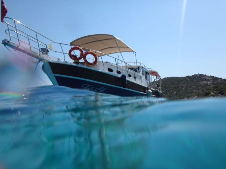 Marmaris Boat Trip Lunch & Unlimited Soft & Alcoholic Drinks - Itinerary Overview