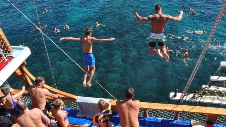 Marmaris: Boat Trip w/Lunch, ansfer & Unlimited Drinks - Authentic Insights from Reviewers
